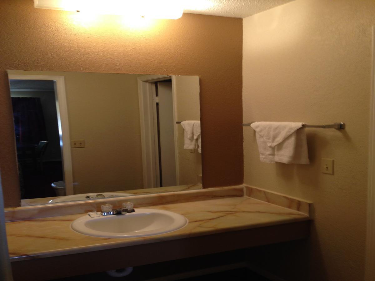 Hometown Inn And Suites Elk City Rom bilde